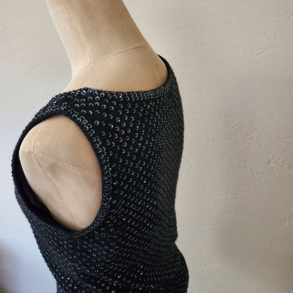 Vintage GLAM  1960s black sleeveless sequin top - Picture 5 of 6